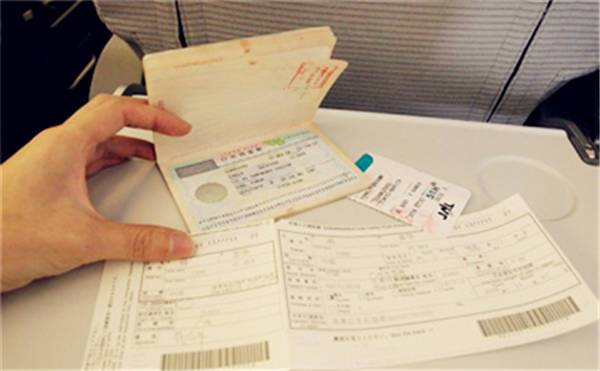 申请美国学生签证需要什么材料清单 外国人办签证需要什么证件和材料