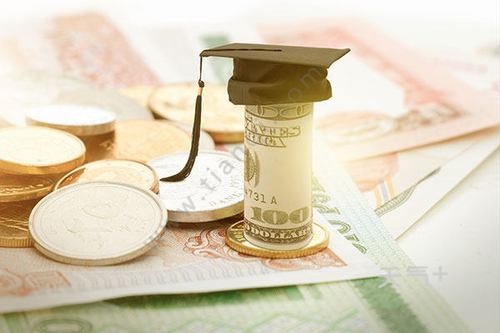 英国本科留学一年费用多少人民币 高中生留学哪个国家好